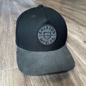 Brixton Crest Snapback Hat Black/Gray Ebroidered Patch Snapback Cap Suede Brim